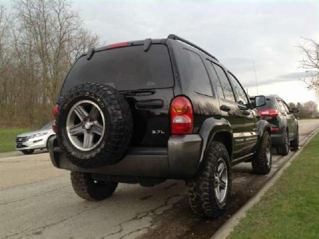 2004 Jeep Liberty 4dr Sport 4WD SUV